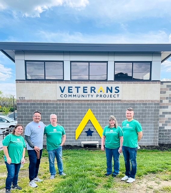 Academy Bank employees volunteer at Veterans community project