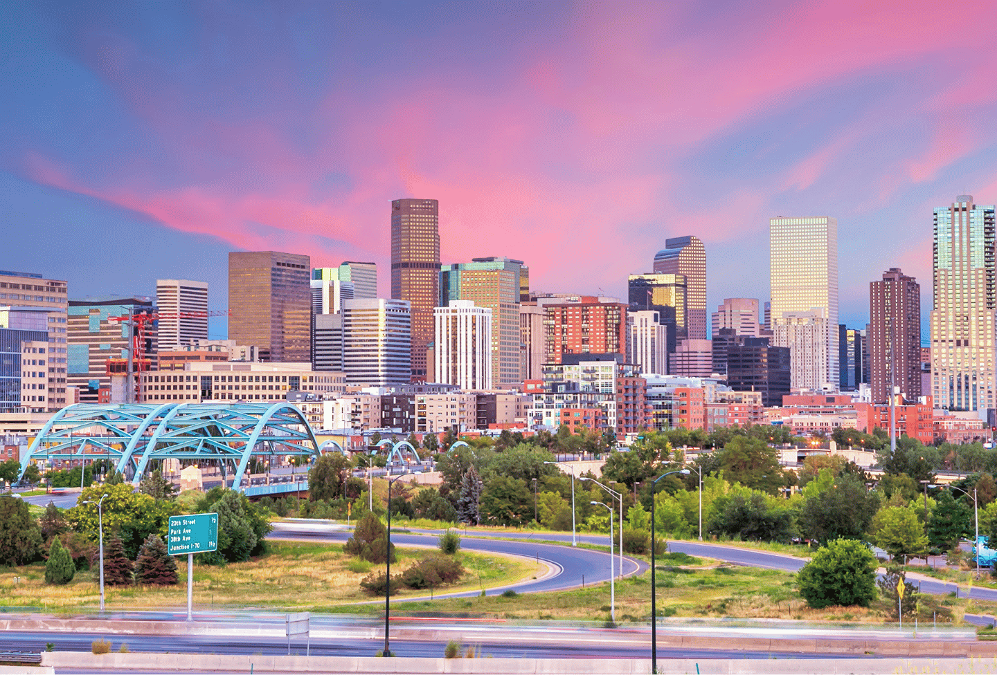 Downtown Denver, the location of the best banks for checking accounts in Denver, CO